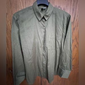 H&M olive green shirt